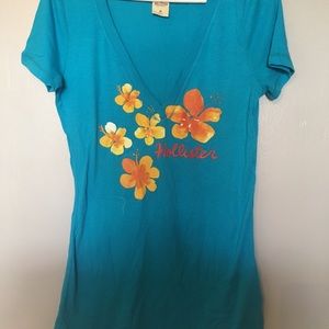 Hollister summer v neck